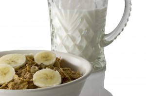 bigstockphoto_breakfast_cereal_and_milk_242318-800x533