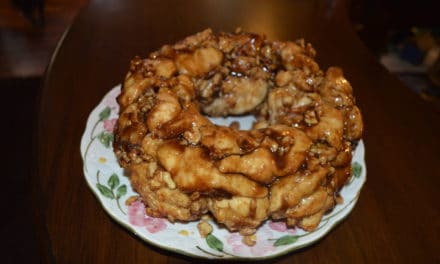 Cinnamon Pull-Aparts with Glazed Walnuts